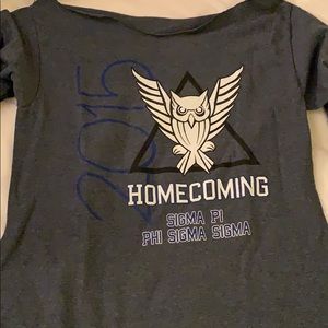 ⭐️⭐️Phi sig off the shoulder homecoming shirt⭐️⭐️
